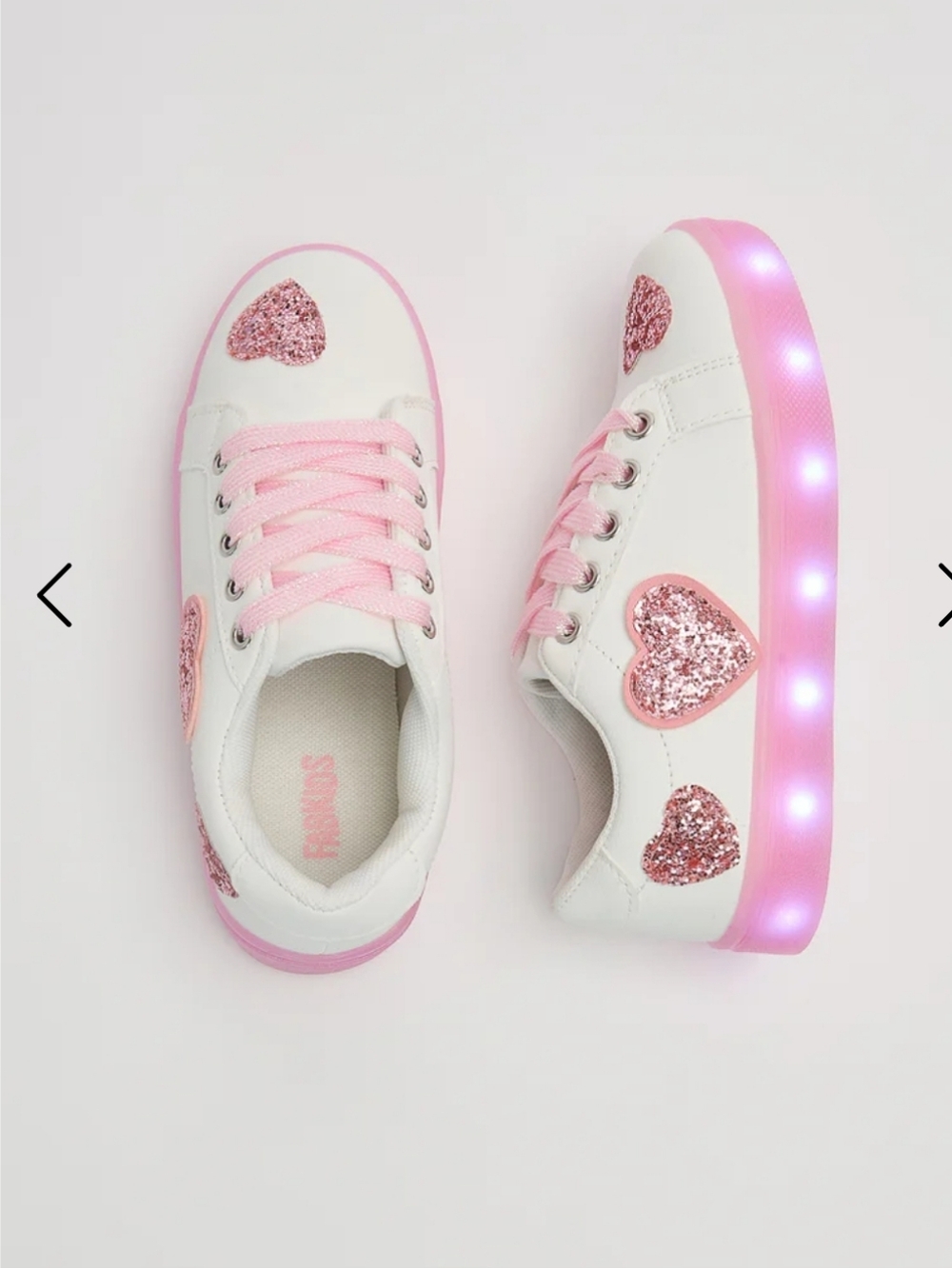 NWOT Kids Light-Up Heart Sneakers, Size 6